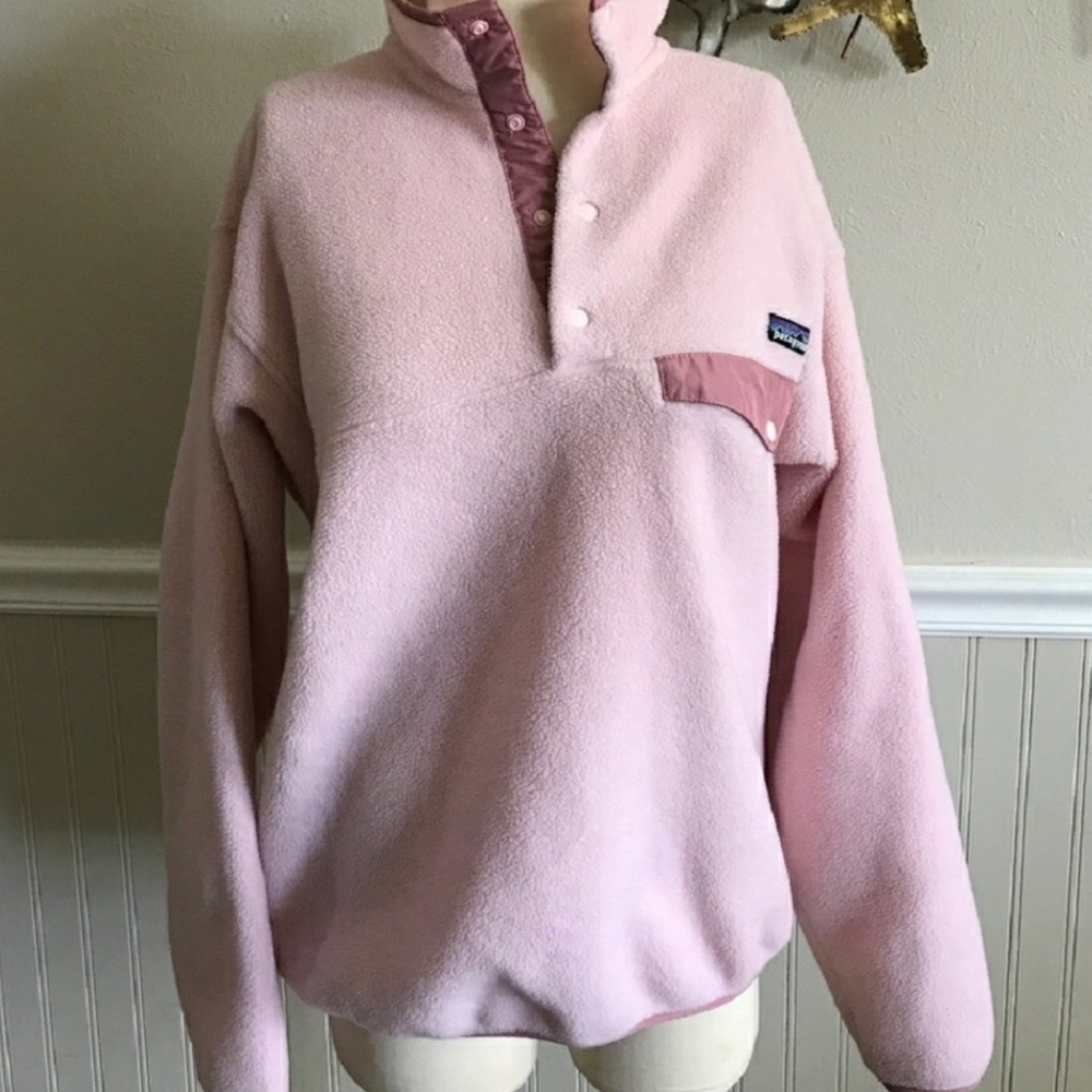 RARE Light pink Patagonia Synchilla Pullover